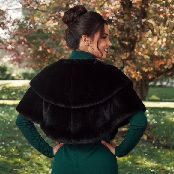 Haani Vintage Faux Fur Cape Bolero Mobster Wife Classic Crop  Jacket Holiday 1X - Picture 4 of 12